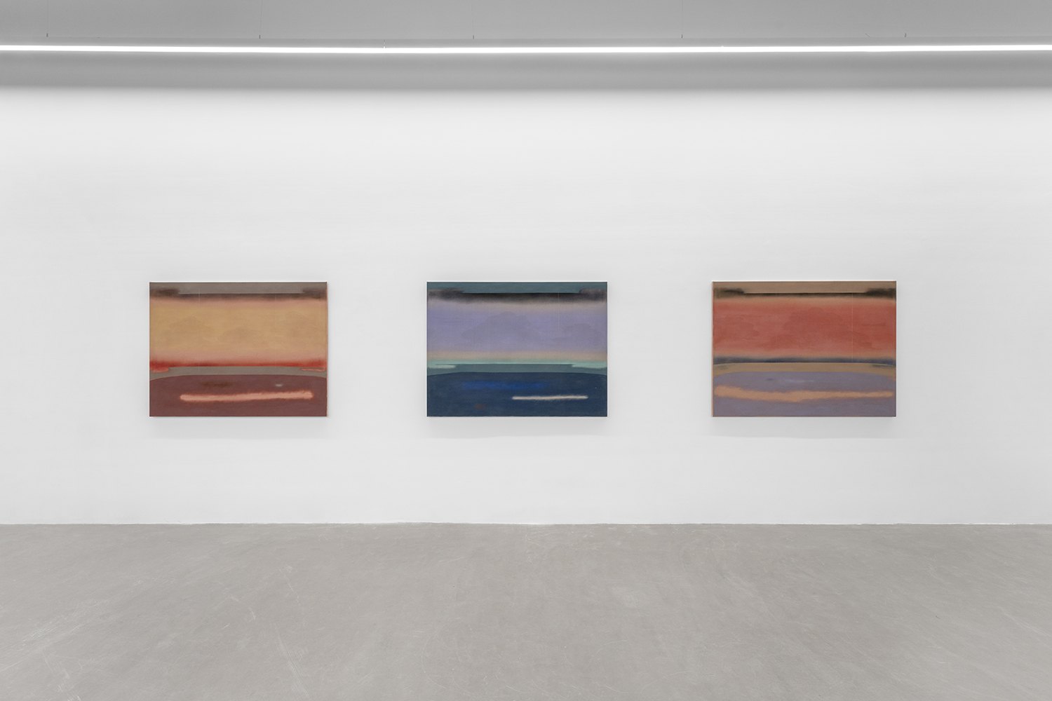 Vue d’installation de The Nature of Light, Bremond Capela, Paris, France, 2026